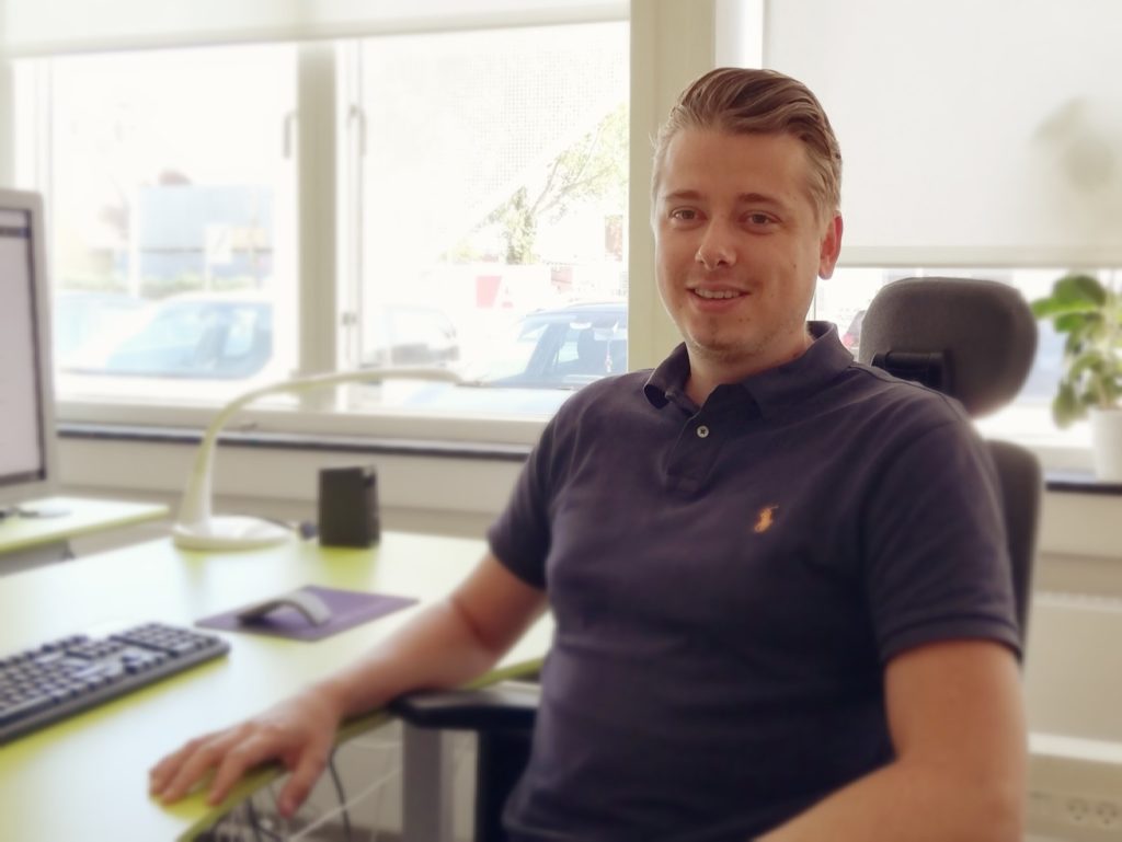 Working at IZARA: Independence and trust