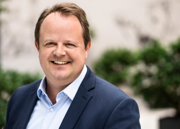 Thomas Kragh - Head of Customer Relations & Managing Partner Thomas Kragh, Head of Customer Relations and Managing Partner